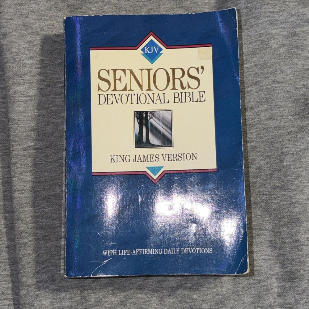 KJV Seniors’ Devotional Bible Large Print Paperback Zondervan Daily Devotions